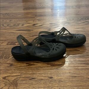 CROCS Women's Gray Mules